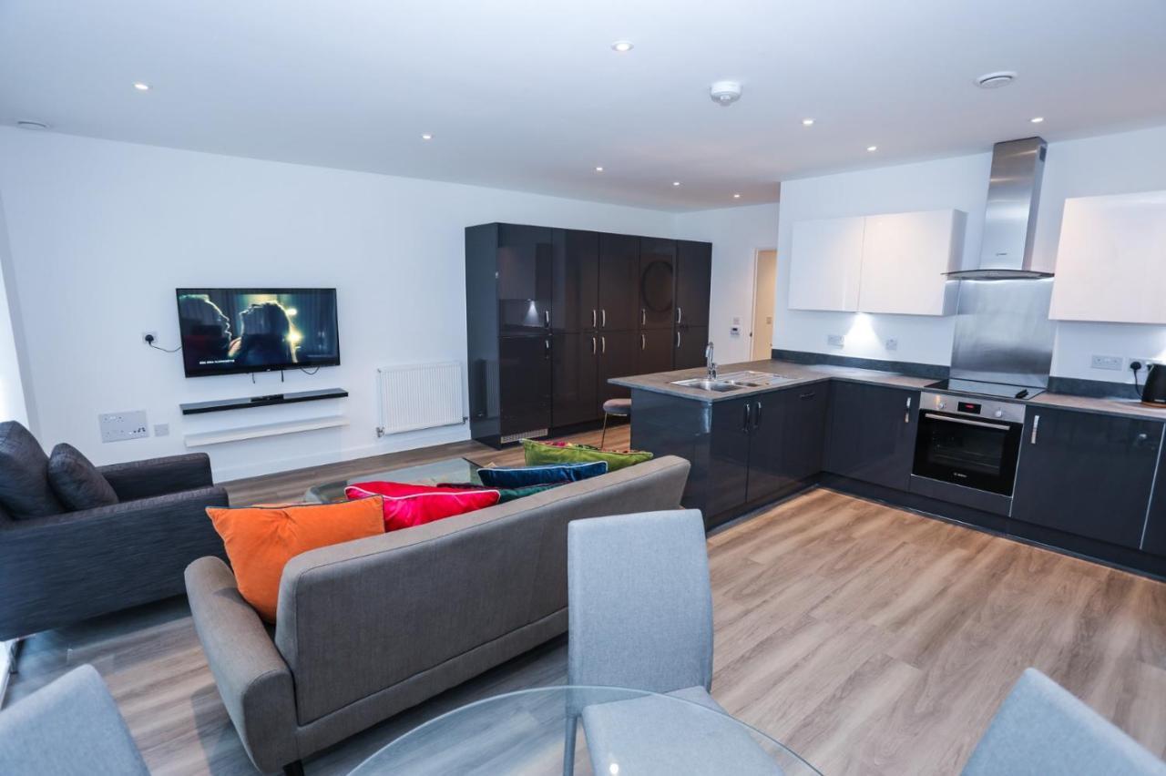 Lovely 2 Bed Apartment With Parking London Exteriör bild